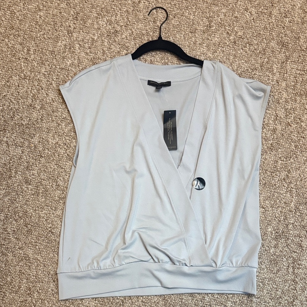 Banana Republic Light Gray Sleeveless Surplice Tank